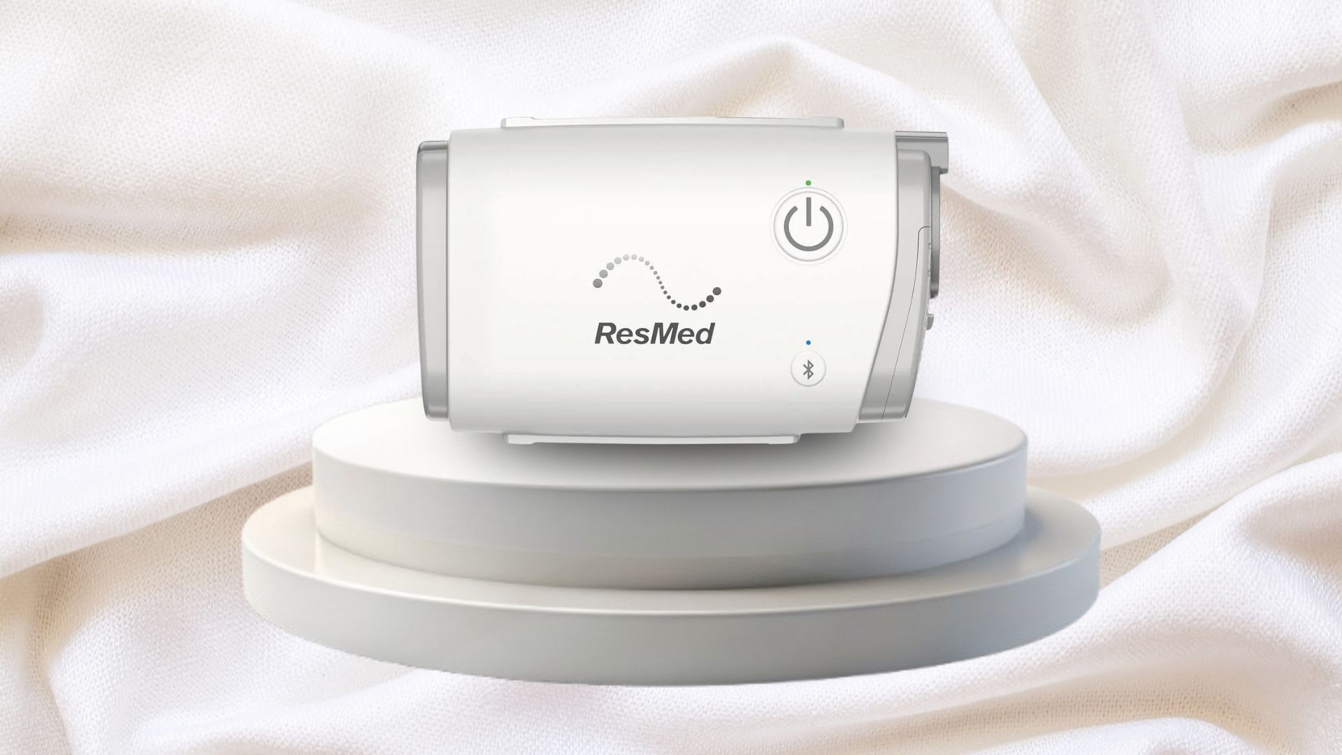 ResMed AirMini portable CPAP for travel comfort