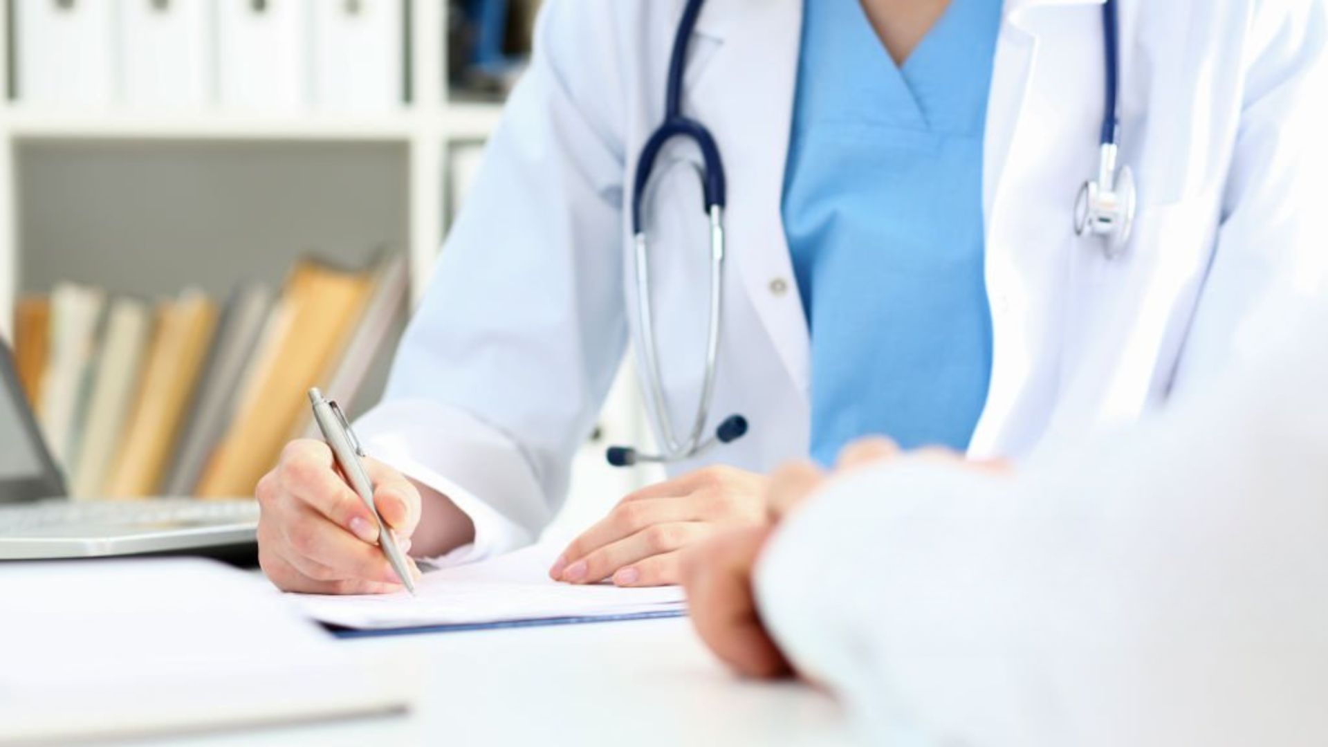 Doctor discussing sleep health and mental wellbeing care aid